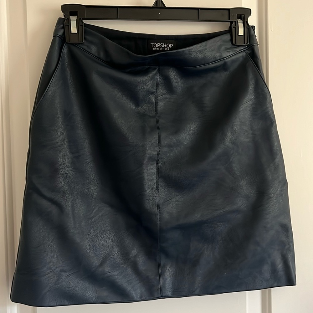 TOPSHOP Blue Faux Leather Skirt with pockets - Size 4